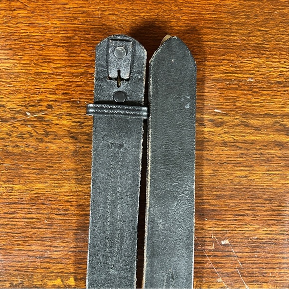 FRONTIER top grain steerhide Western Rugged Heavy Duty Gun Embossed Black Belt - Picture 5 of 9